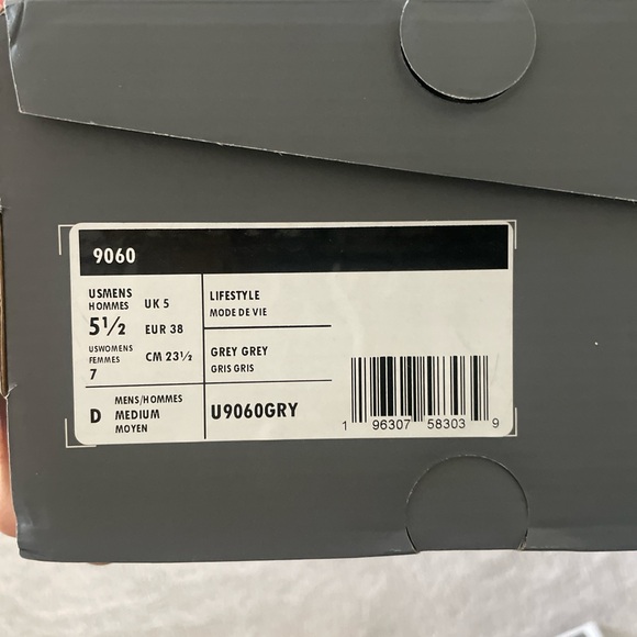 New Balance 9060 - Picture 7 of 7